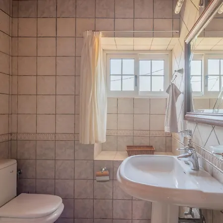 View بيت للعطل Karpofora