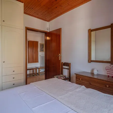 بيت للعطل View Karpofora